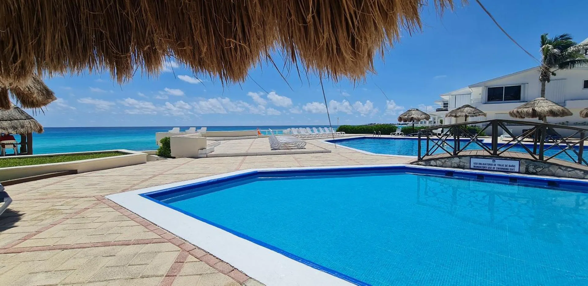 Brisas, Beyond Expectations Condo Oceanfront Cancun Apartment